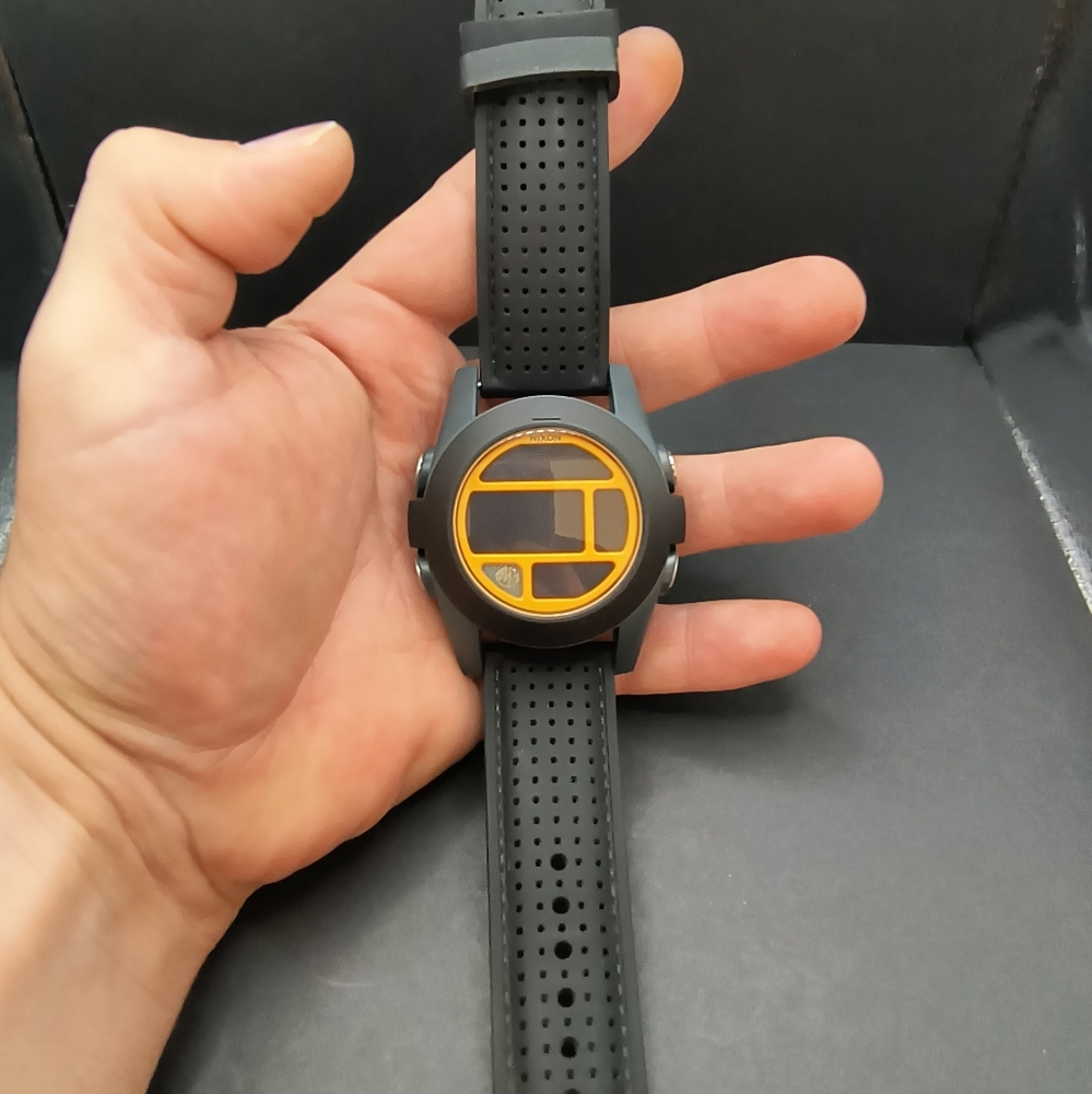 Nixon The Baja Brand New ✨